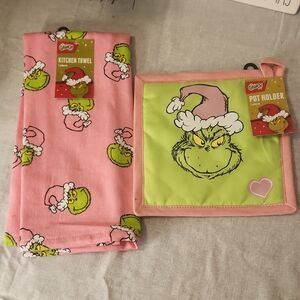 Grinch Kitchen Towel and Pot Holder Set - Pink and Green